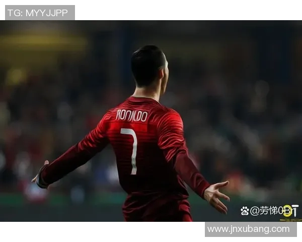 足球明星令人瞩目的匪夷所思动作揭秘与分析 足球明星令人瞩目的匪夷所思动作揭秘与分析