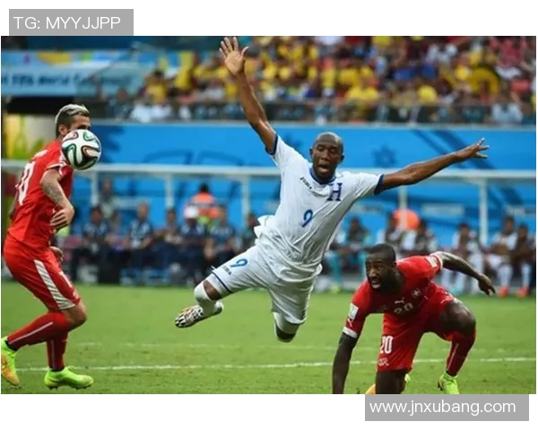 足球明星假摔精彩瞬间集锦图片盘点揭示绿茵场上的戏剧性表演 足球明星假摔精彩瞬间集锦图片盘点揭示绿茵场上的戏剧性表演