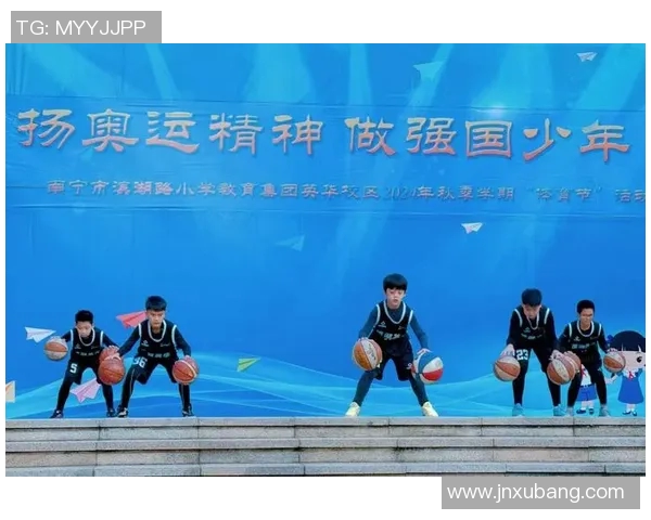 和济小学足球明星展现青春活力与团队精神的精彩瞬间